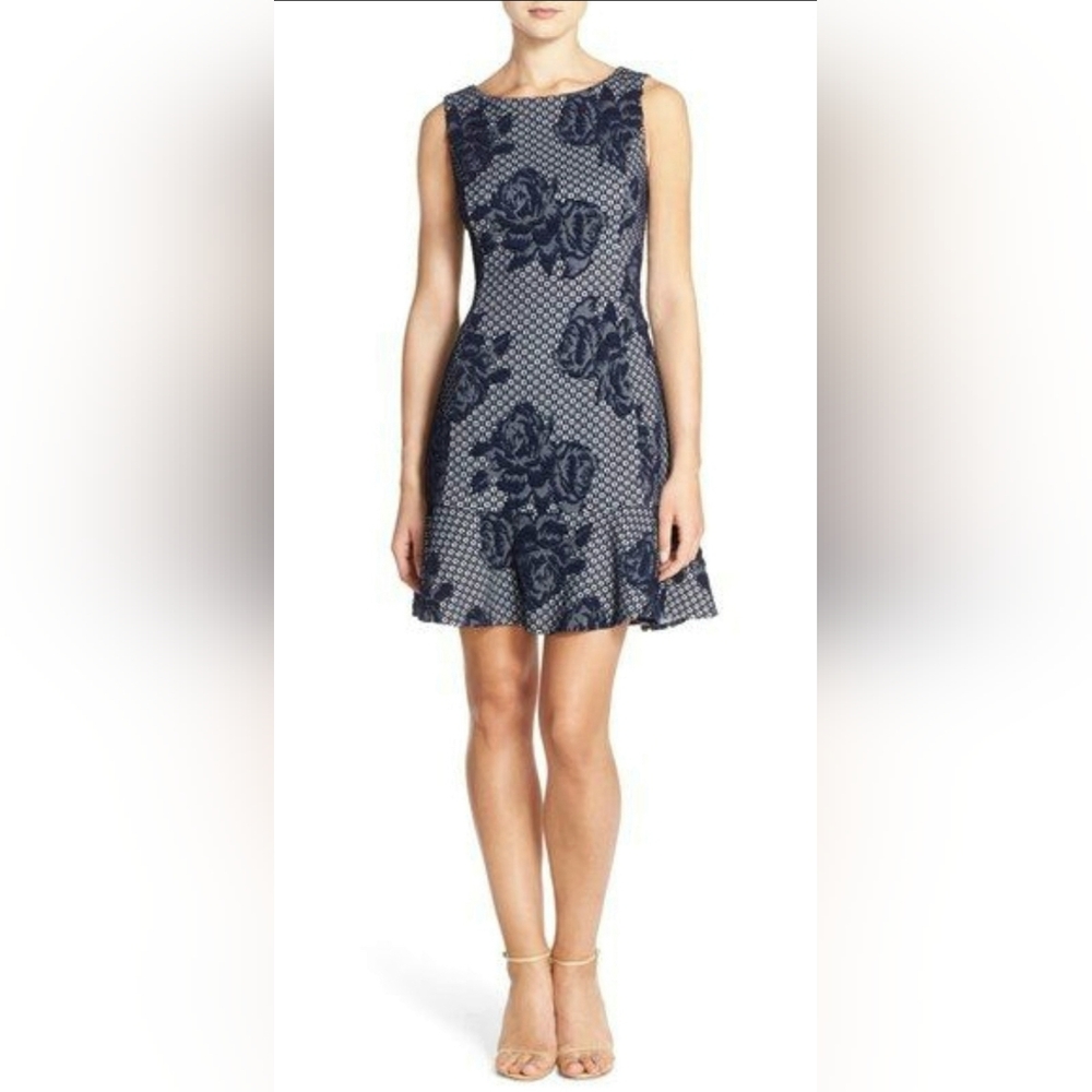 Betsey Johnson Navy Blue Jacquard Floral Rose Flounce Sleeveless Dress Size 12